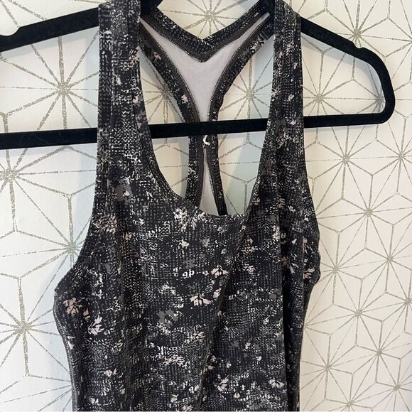 Lululemon Cool Racerback Nulux - Picture 2 of 5